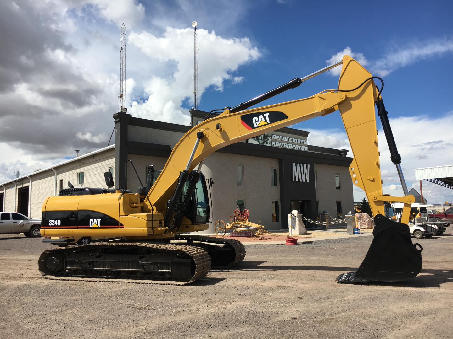 ./imagenes/INVOICE/2019/15713/EXCAVADORA CATERPILLAR 324D (1).JPG